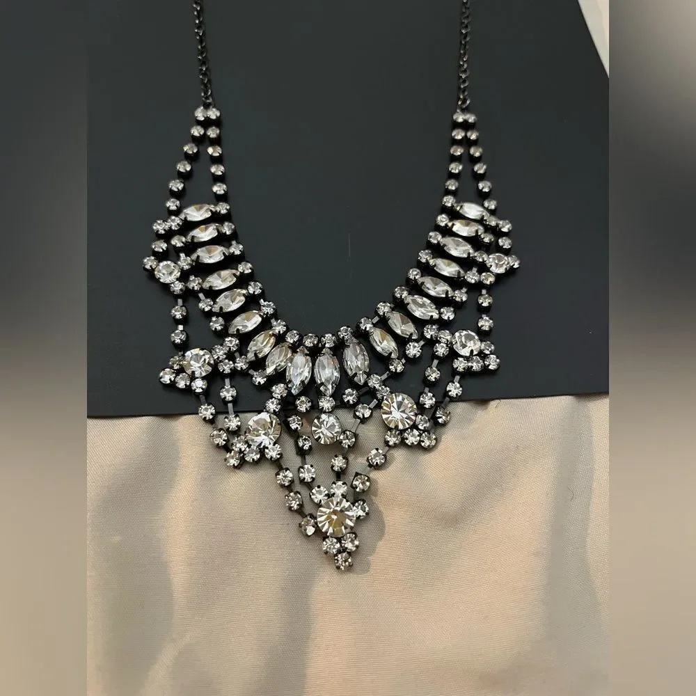 Necklace - Picture 2 of 4